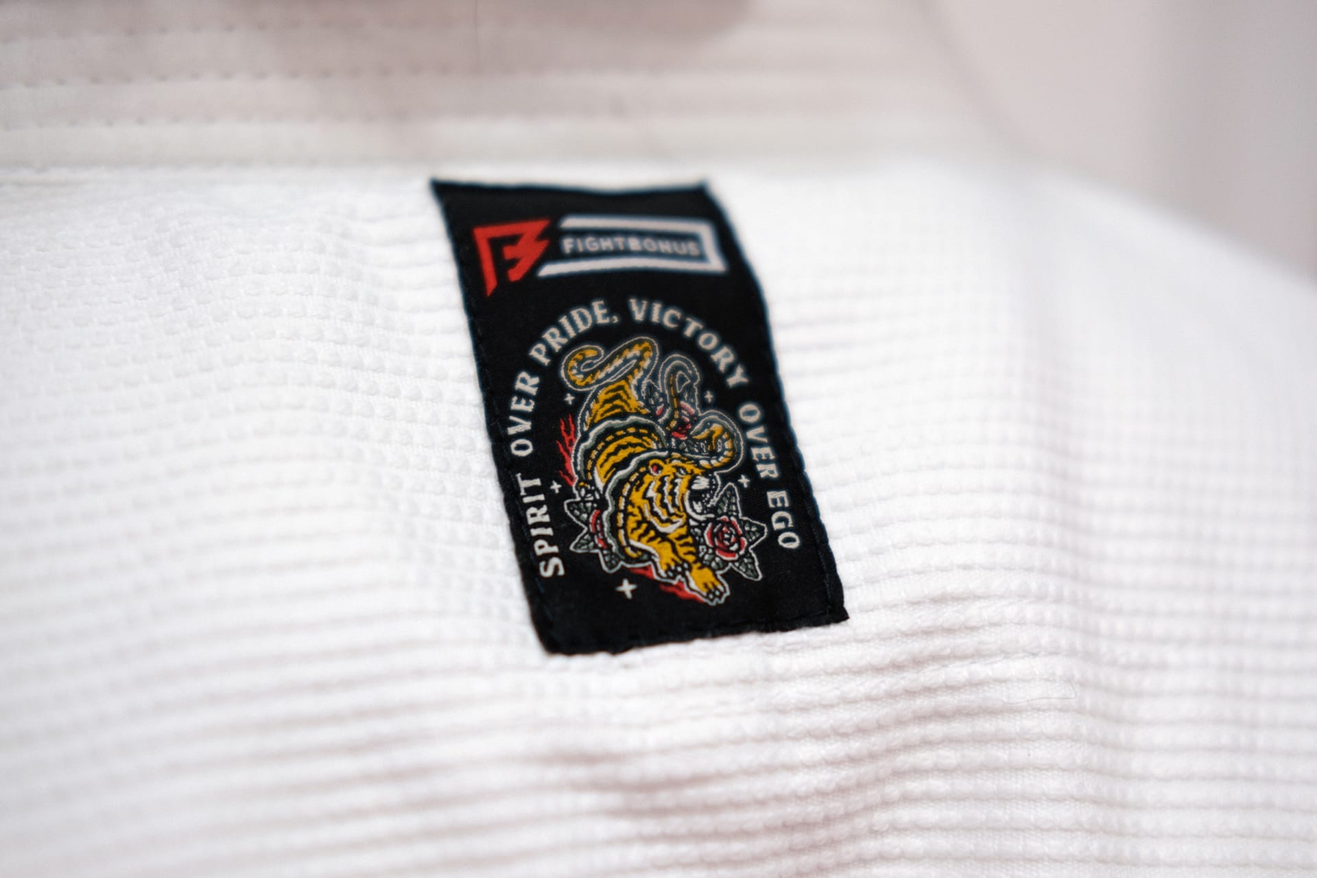 Victory Kimono (White) image 10