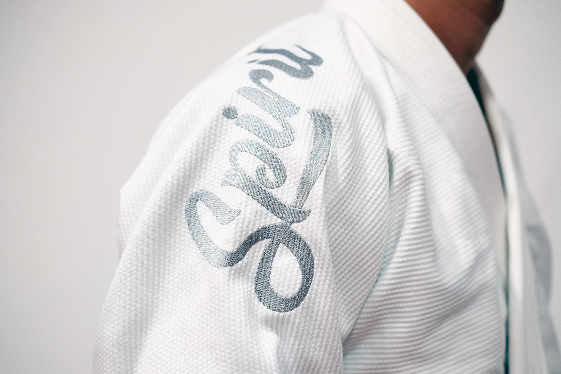 Victory Kimono (White) image 8